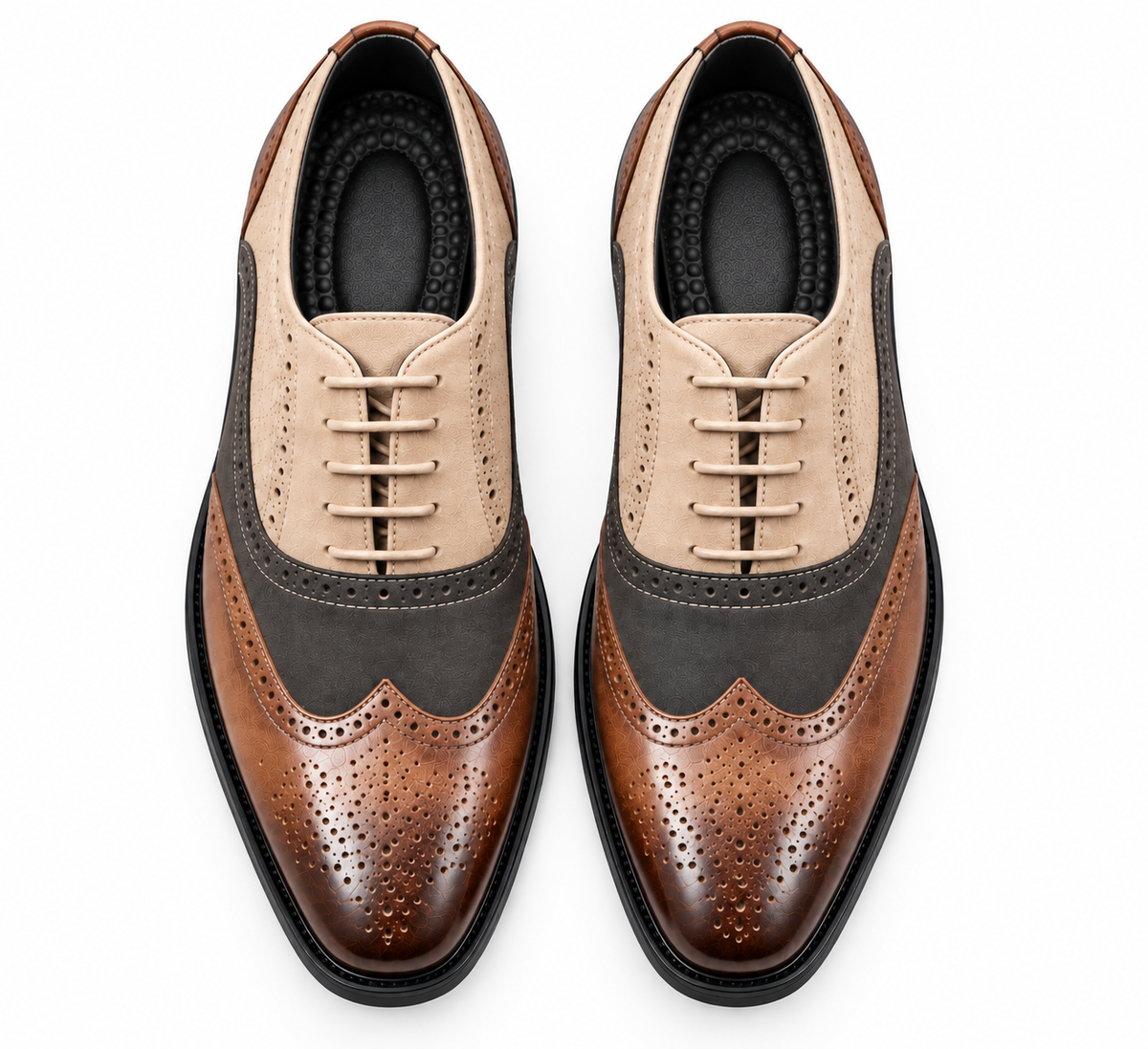 Chaussures Oxford homme Trocadéro beige, gris et marron, style brogue avec détails perforés vu de haut sur fond blanc - MARCO VILLAS PARIS"