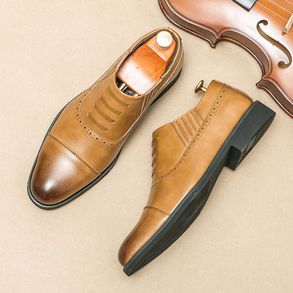 Mocassins Brogue Homme Vendôme Camel - vue de haut et retourné avec semelle noir visible 